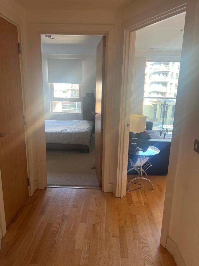 Clarance Docks Apartment Лідс Екстер'єр фото